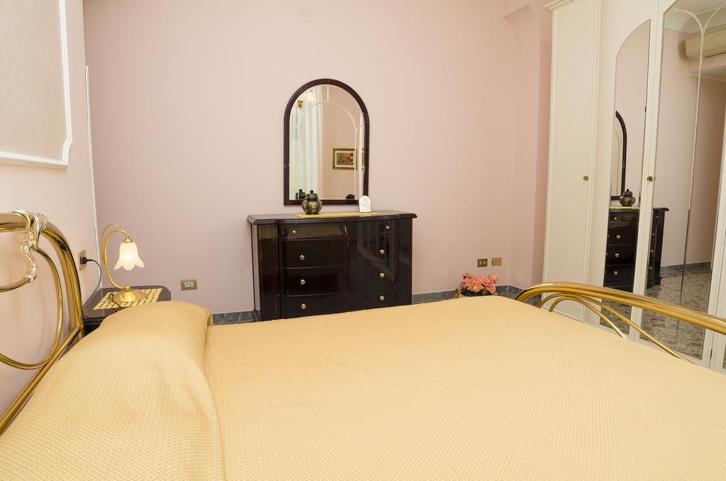 Casa Raffelina Apartment Minori Phòng bức ảnh